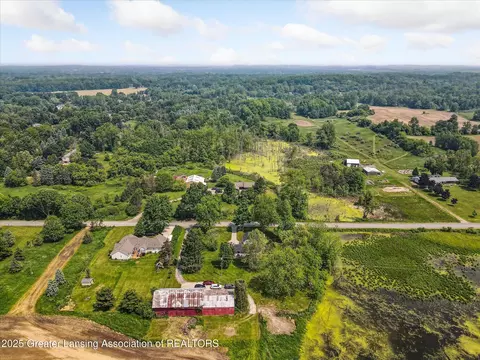 View/Area - 820 Barry Rd, Haslett, MI 48840 photo 1 of 10