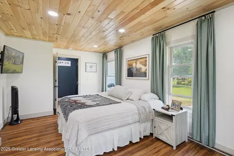 Bedroom - 820 Barry Rd, Haslett, MI 48840 photo 1 of 5