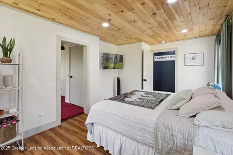 Bedroom - 820 Barry Rd, Haslett, MI 48840 photo 2 of 5
