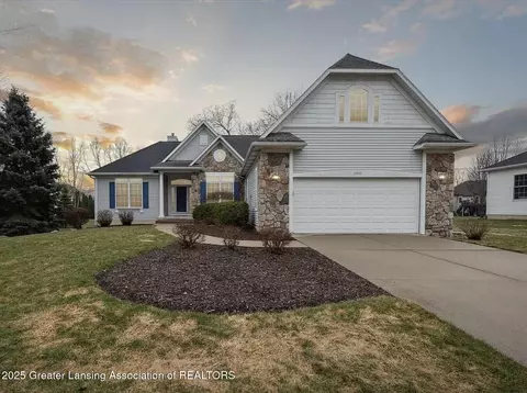 6840 Mulderstraat Dr, Grand Ledge, MI 48837