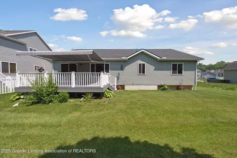 14192 Mulholland Dr, Bath, MI 48808 photo 39
