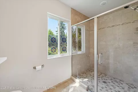 14192 Mulholland Dr, Bath, MI 48808 photo 17
