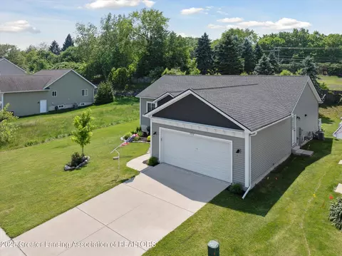 14192 Mulholland Dr, Bath, MI 48808 photo 5