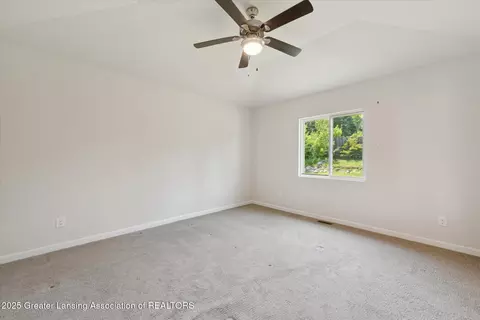 14192 Mulholland Dr, Bath, MI 48808 photo 15