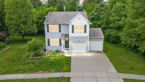 460 Blue Spruce Ln, Mason, MI 48854