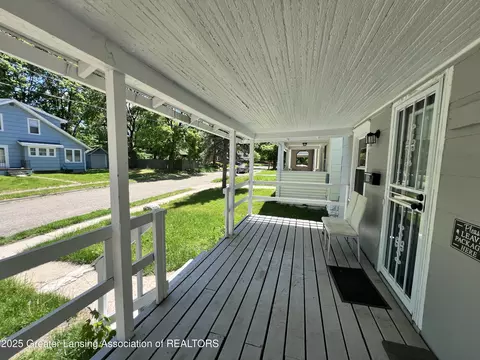 Exterior - 1806 Ada St, Lansing, MI 48910 photo 1 of 4
