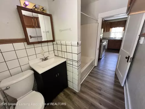 Bath - 1806 Ada St, Lansing, MI 48910 photo 2 of 2