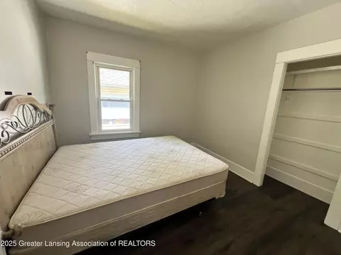 Bedroom - 1806 Ada St, Lansing, MI 48910 photo 3 of 4
