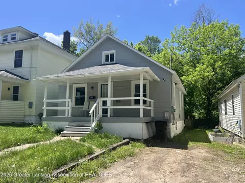 1806 Ada St, Lansing, MI 48910