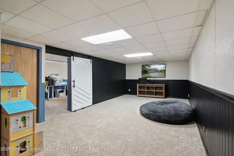 921 Ives Rd, Mason, MI 48854 photo 37