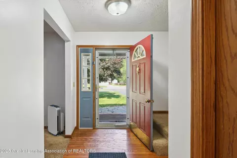 921 Ives Rd, Mason, MI 48854 photo 9