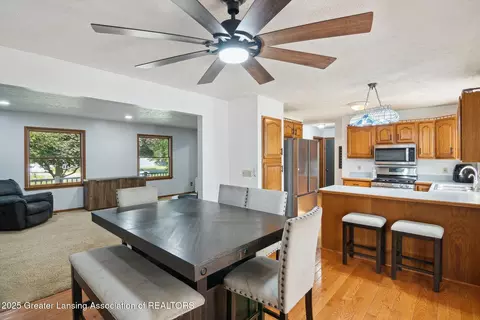 921 Ives Rd, Mason, MI 48854 photo 18
