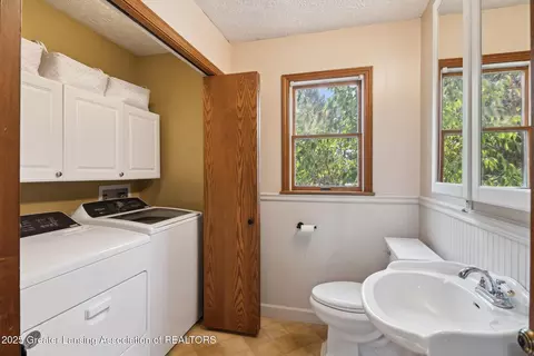 921 Ives Rd, Mason, MI 48854 photo 24