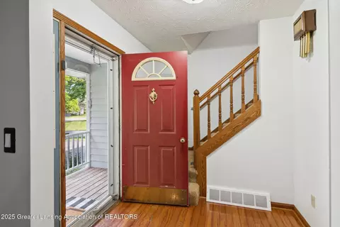 921 Ives Rd, Mason, MI 48854 photo 8