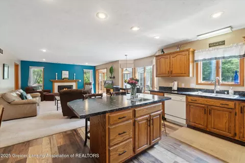 2020 Sunset Dr, Owosso, MI 48867 photo 24