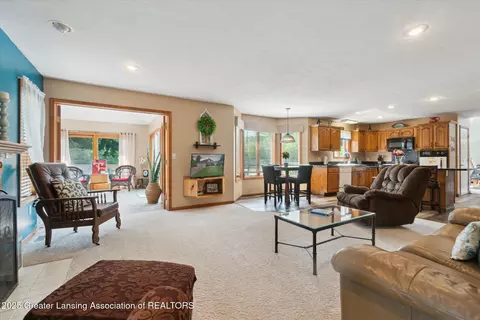 2020 Sunset Dr, Owosso, MI 48867 photo 17