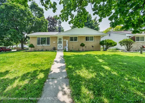 3701 Jerree St, Lansing, MI 48911