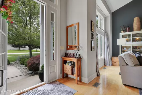 Entry Way - 13209 Watercrest Dr, Dewitt, MI 48820 photo 1 of 1