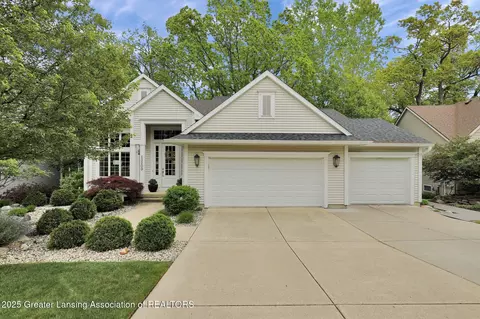 Exterior - 13209 Watercrest Dr, Dewitt, MI 48820 photo 2 of 9