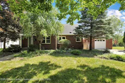 300 E Church St, Williamston, MI 48895