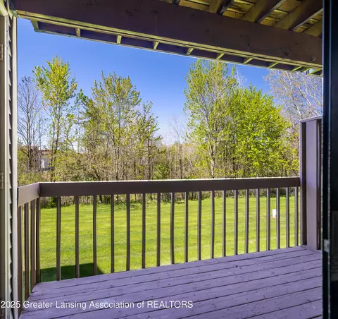 Undisclosed, Okemos, MI 48864 photo 8