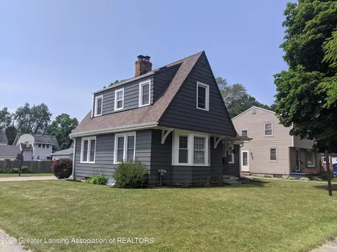 542 Riley St, Lansing, MI 48910