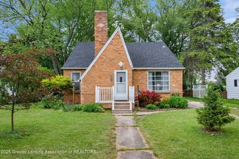 229 Rockingham Ave, Alma, MI 48801