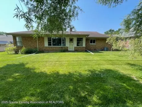 2801 Fernwood Ave, Lansing, MI 48912