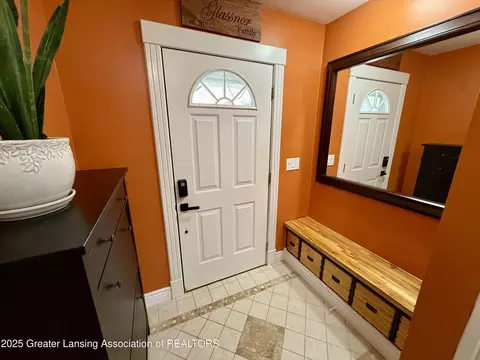 3321 Springbrook Ln, Lansing, MI 48917 photo 8