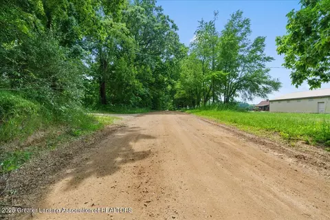 373 103rd Ave, Plainwell, MI 49080 photo 6