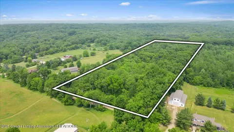 373 103rd Ave, Plainwell, MI 49080