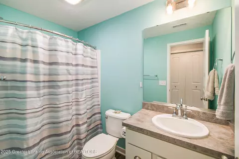Bath - 2005 W Herbison Rd, Dewitt, MI 48820 photo 3 of 3