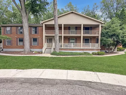 1869 E Burrwood Cir, East Lansing, MI 48823