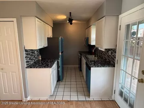 Kitchen - 6328 Beechfield Dr, Lansing, MI 48911 photo 1 of 3