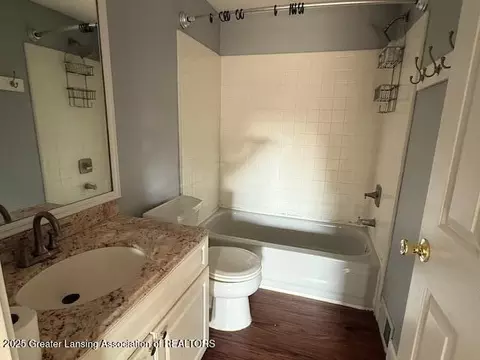 Bath - 6328 Beechfield Dr, Lansing, MI 48911 photo 1 of 2