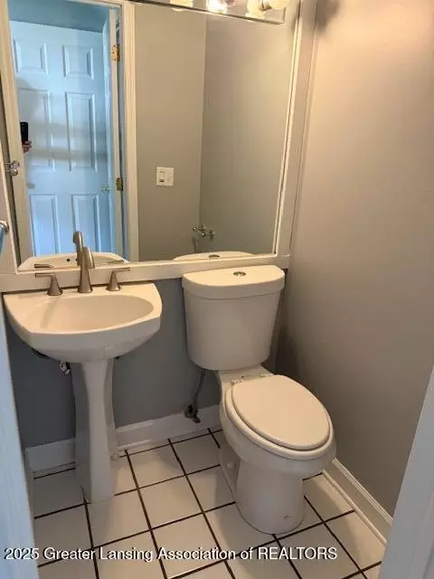 Bath - 6328 Beechfield Dr, Lansing, MI 48911 photo 2 of 2