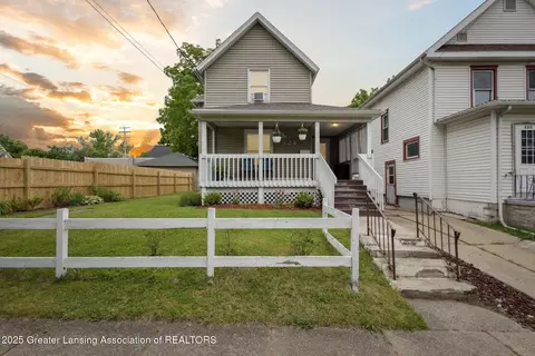 324 Jones St, Lansing, MI 48912