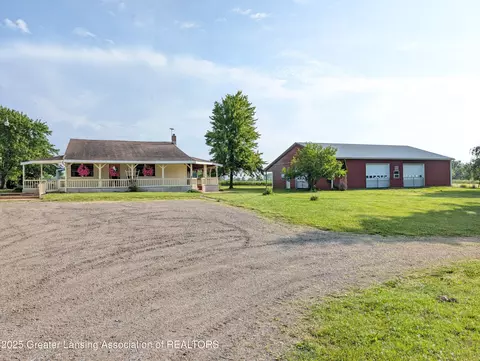 4963 E Portland Rd, Portland, MI 48875