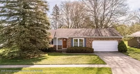 6132 Horizon Dr, East Lansing, MI 48823