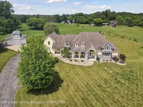 5056 W Bunker Rd, Mason, MI 48854