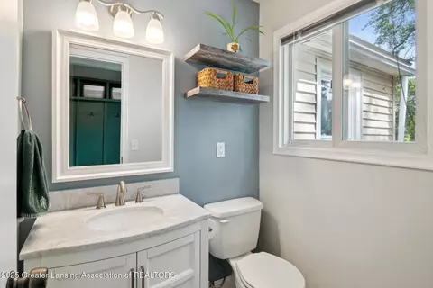 6244 Daft St, Lansing, MI 48911 photo 28