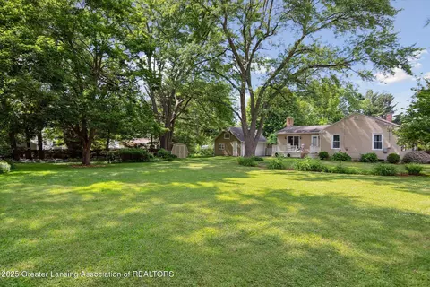6244 Daft St, Lansing, MI 48911 photo 4