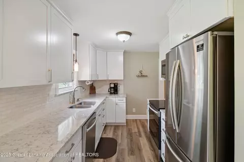 6244 Daft St, Lansing, MI 48911 photo 11