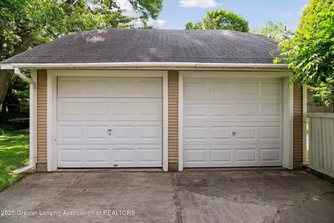 6244 Daft St, Lansing, MI 48911 photo 35