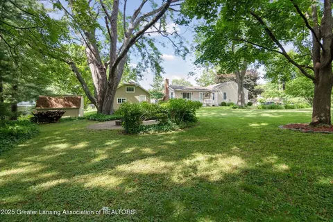 6244 Daft St, Lansing, MI 48911 photo 3