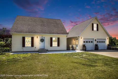 7563 6 Mile Rd, East Leroy, MI 49051
