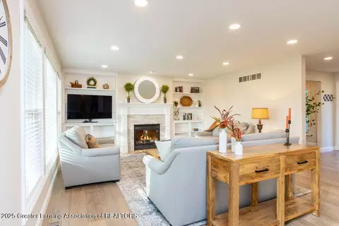 Living - 5871 Green Rd, Haslett, MI 48840 photo 2 of 2