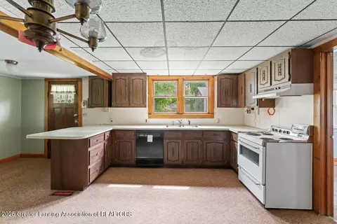 Kitchen - 2437 E Winegar Rd, Morrice, MI 48857 photo 1 of 1