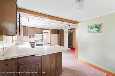 Entry Way - 2437 E Winegar Rd, Morrice, MI 48857 photo 1 of 1