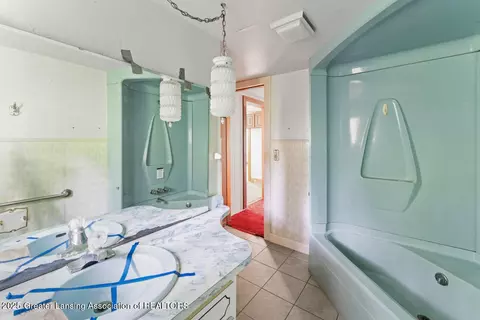 Bath - 2437 E Winegar Rd, Morrice, MI 48857 photo 1 of 2